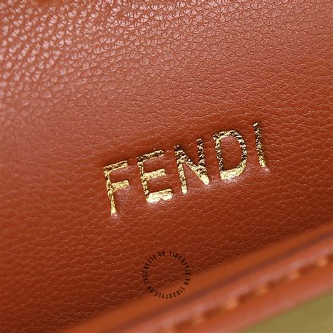 giá túi fendi chính hãng